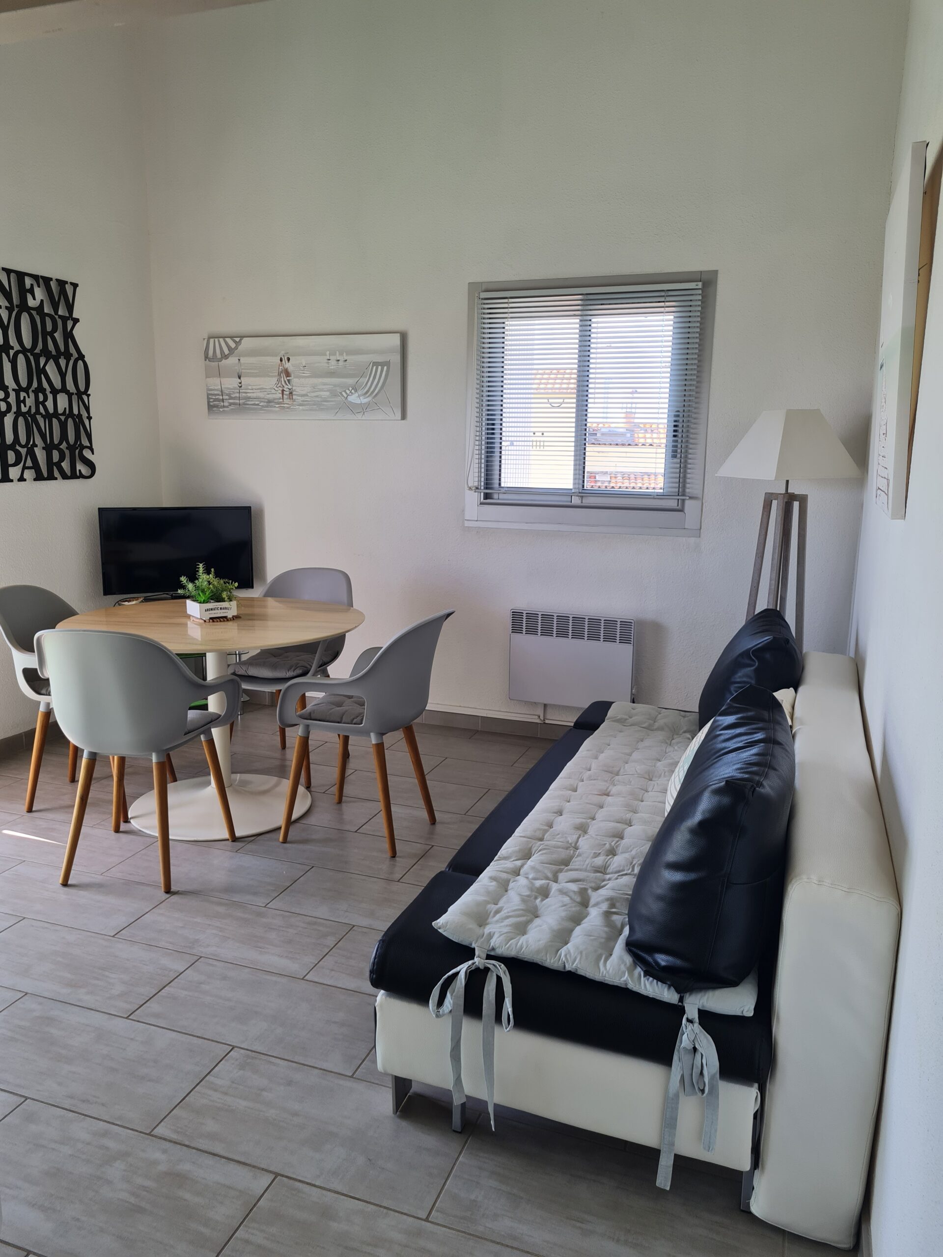 Lire la suite à propos de l’article ref 164 – studio cabine mezzanine
